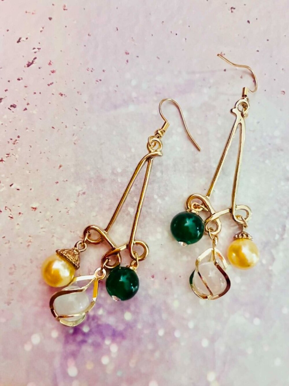 Elegant Charms Vintage-style Earrings: Colorful Statement Jewelry, Hypoallergeni